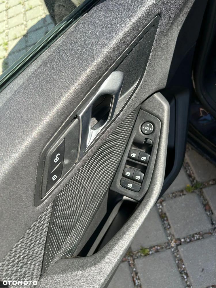 BMW Seria 1 118i Advantage - 9