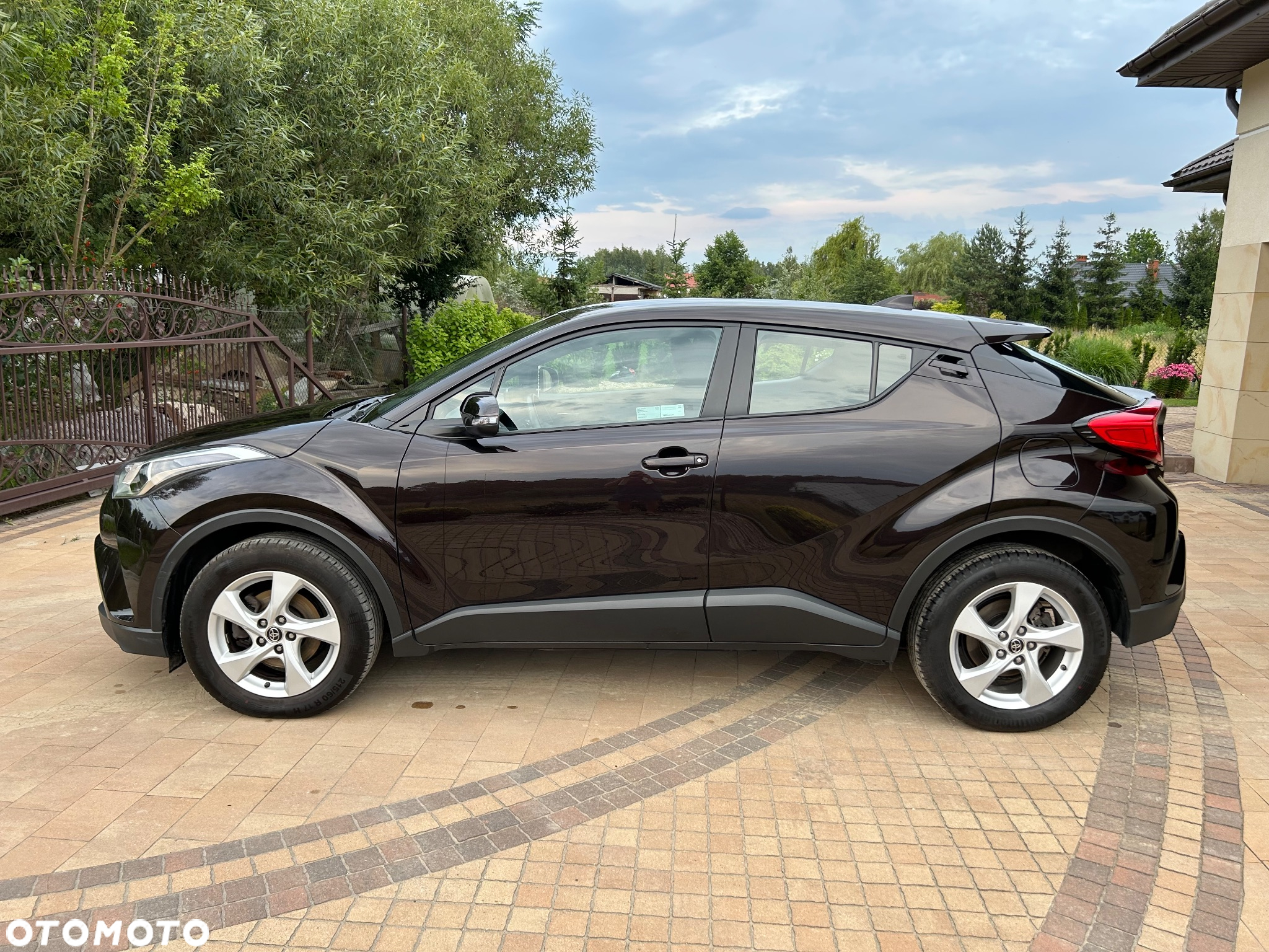 Toyota C-HR - 10