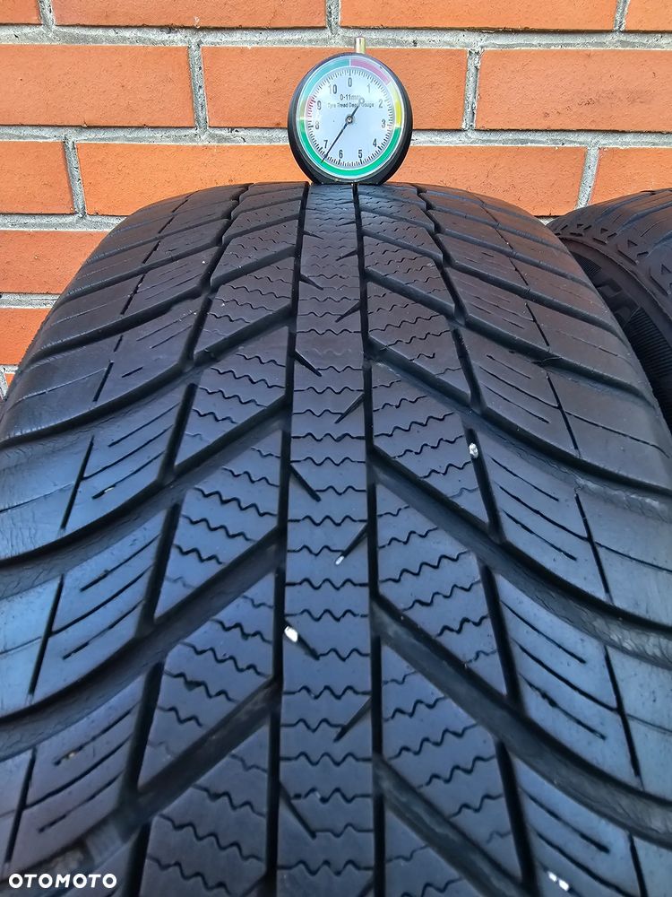 (O40) 205/55R16 91H 6,3mm 24r / Nexen Nblue 4Season - 3