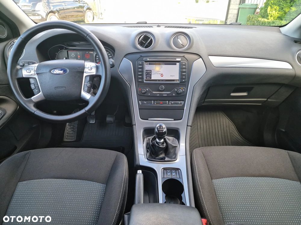 Ford Mondeo 2.0 TDCi Champions Edition - 25