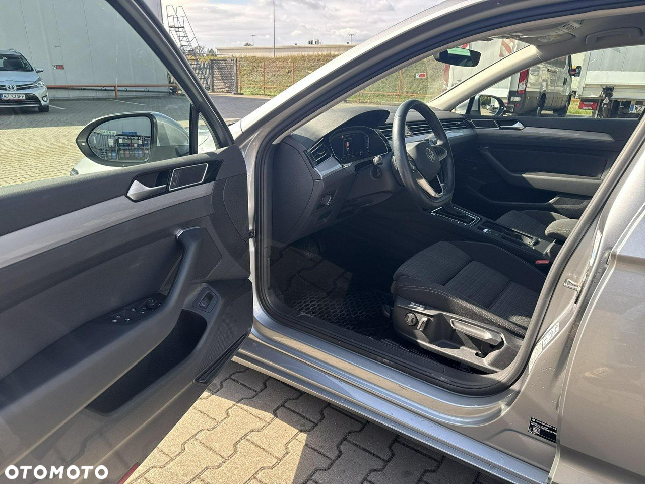 Volkswagen Passat 1.5 TSI EVO Business DSG - 10