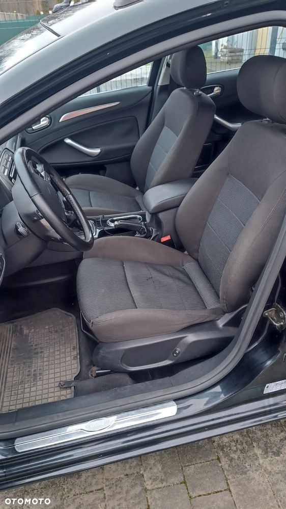 Ford Mondeo 2.0 Platinium X - 12
