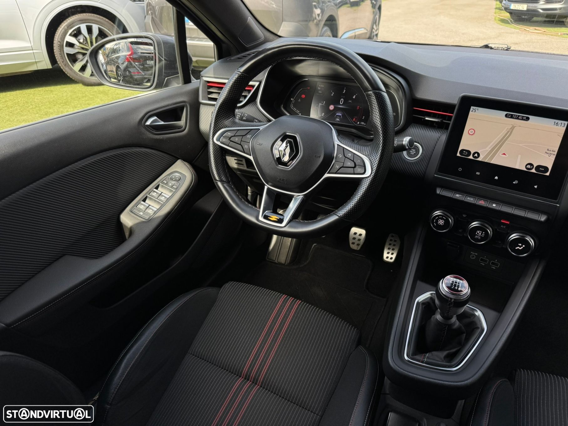 Renault Clio 1.5 Blue dCi RS Line - 21