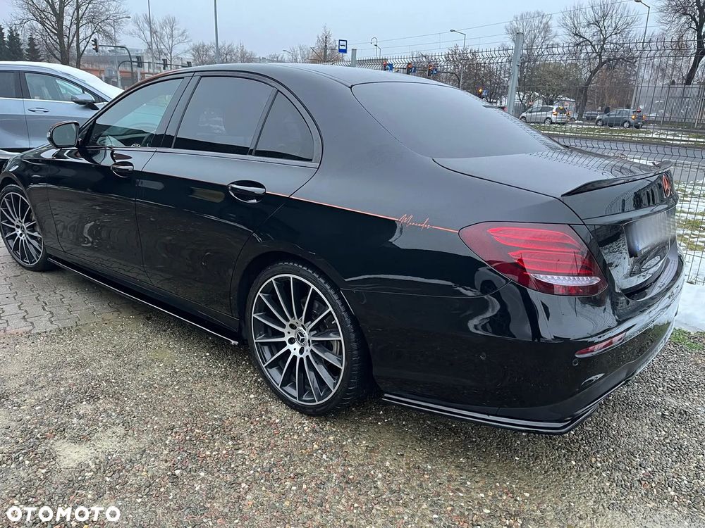 Mercedes-Benz Klasa E 220 d 9G-TRONIC - 10