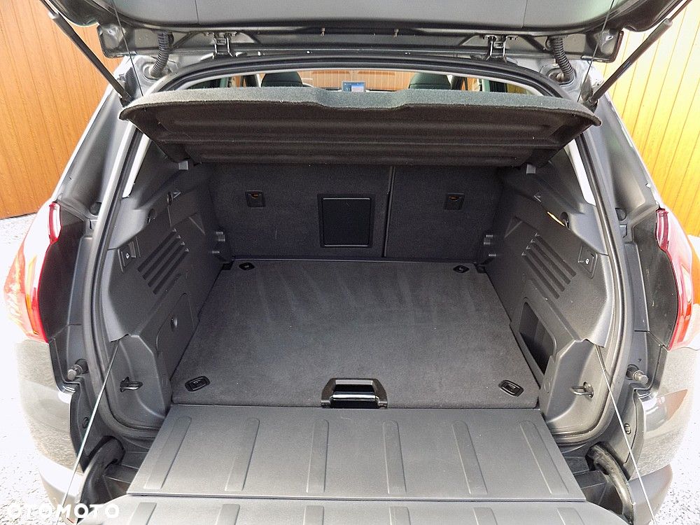 Peugeot 3008 PureTech 130 Stop & Start GPF Allure - 23