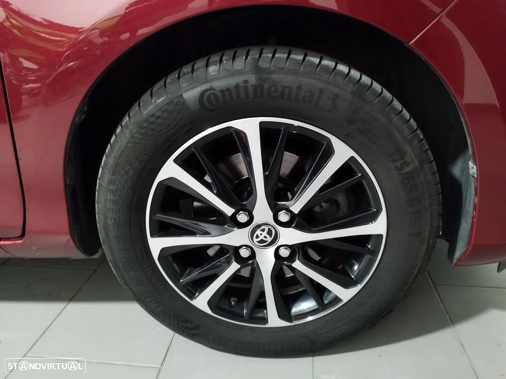 Toyota Yaris 1.5 HSD Comfort+P.Style - 11