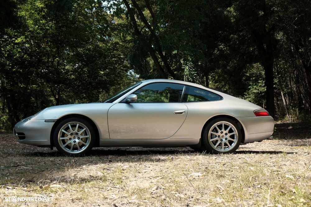 Porsche 911 (996) Carrera 4 Coupé - 3