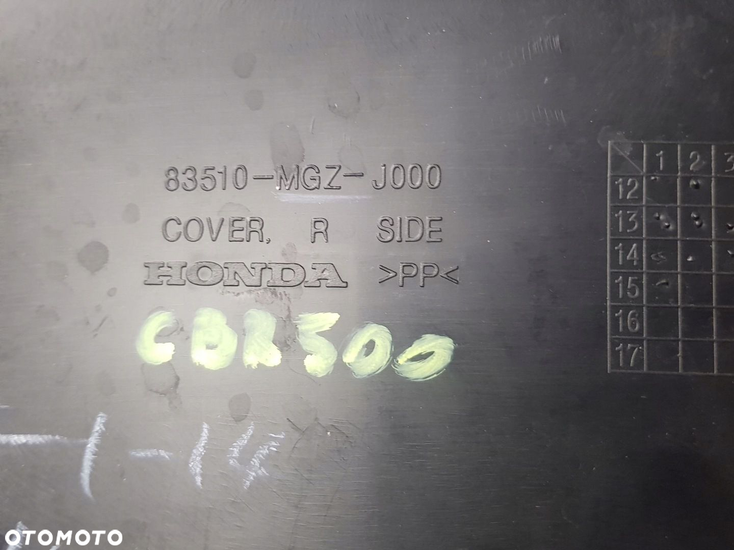 HONDA CBR 500 15r BOK PRAWY OWIEWKA WYPEŁNIENIE - 10