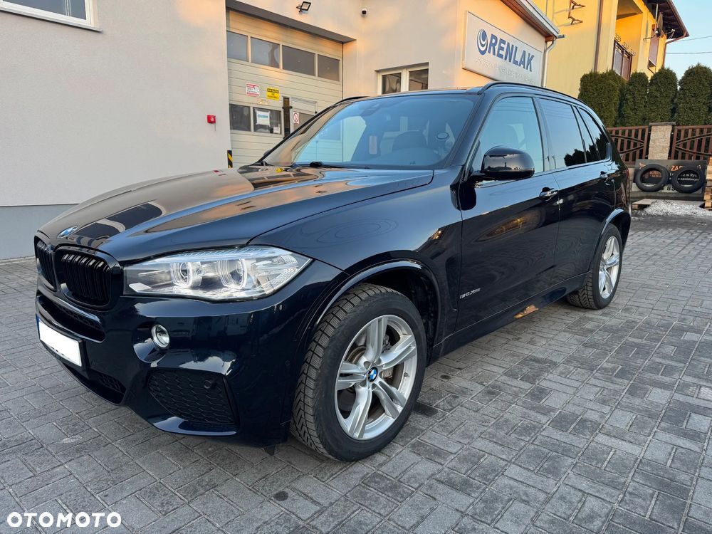 BMW X5 xDrive50i Sport-Aut - 3