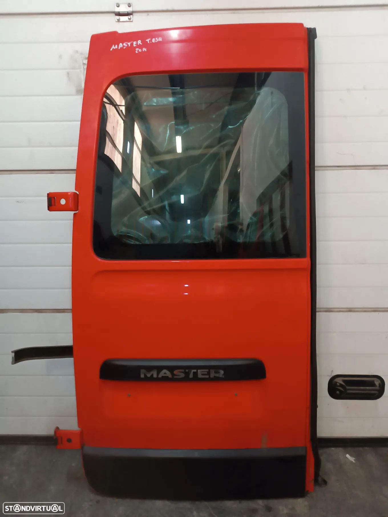 PORTA RENAULT MASTER III / MOVANO / NV400 - TRAS ESQUERDA - 1