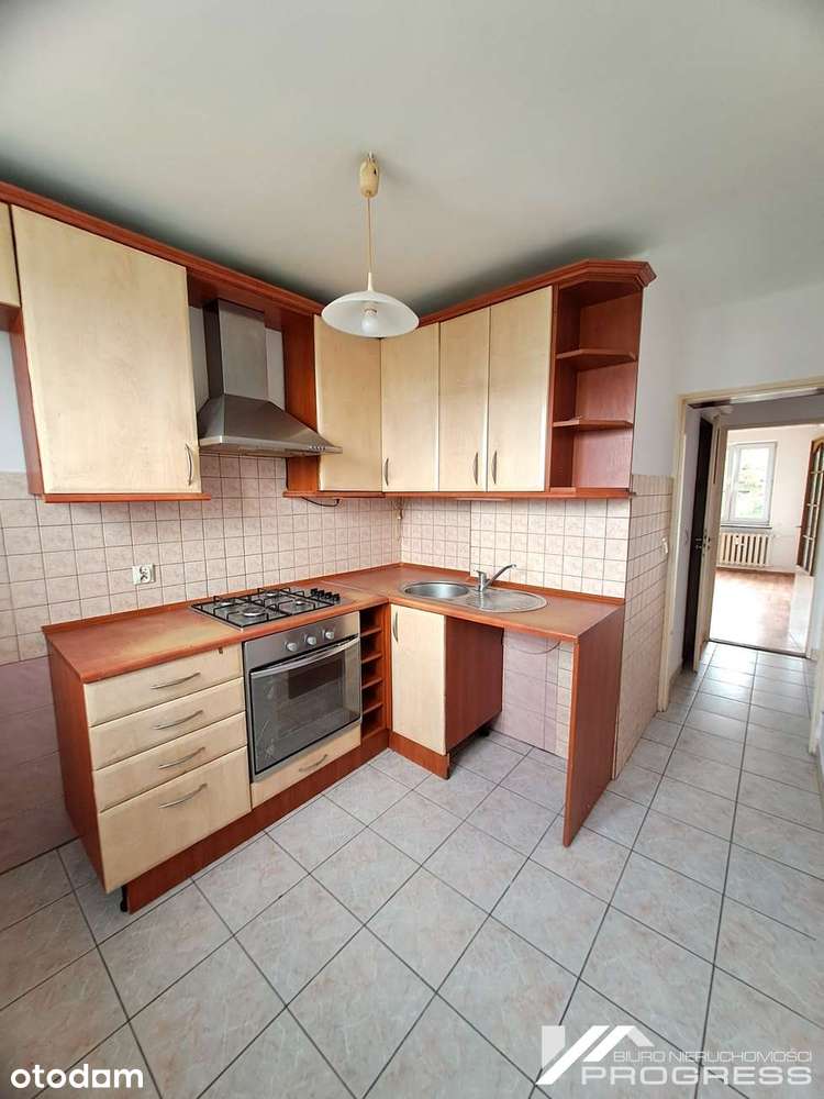 3-pokojowe mieszkanie z balkonem – KROSNO /ul. Krakowska/.