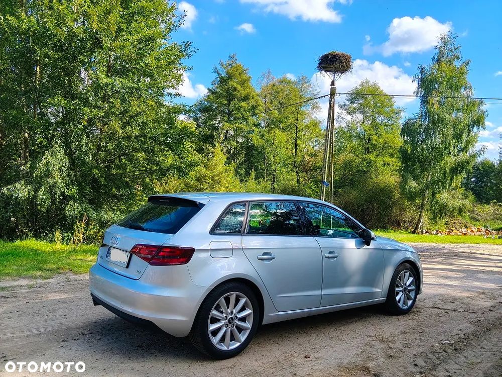Audi A3 Sportback 1.6 TDI Attraction - 17