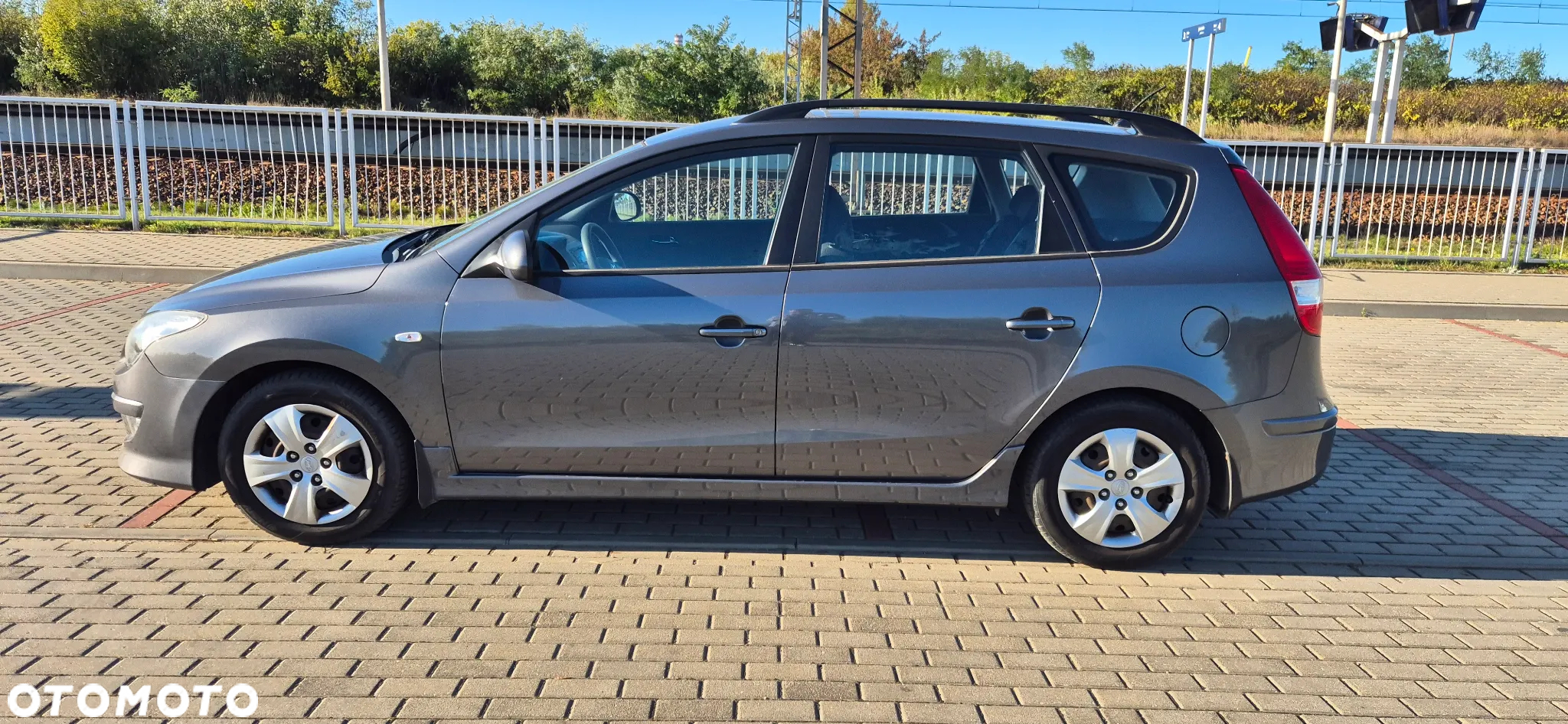 Hyundai i30 1.6 Comfort - 13