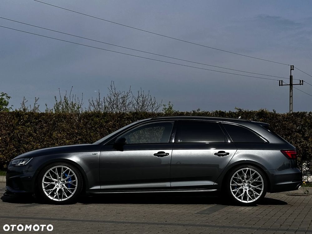 Audi A4 Avant 45 TDI quattro tiptronic S line - 3
