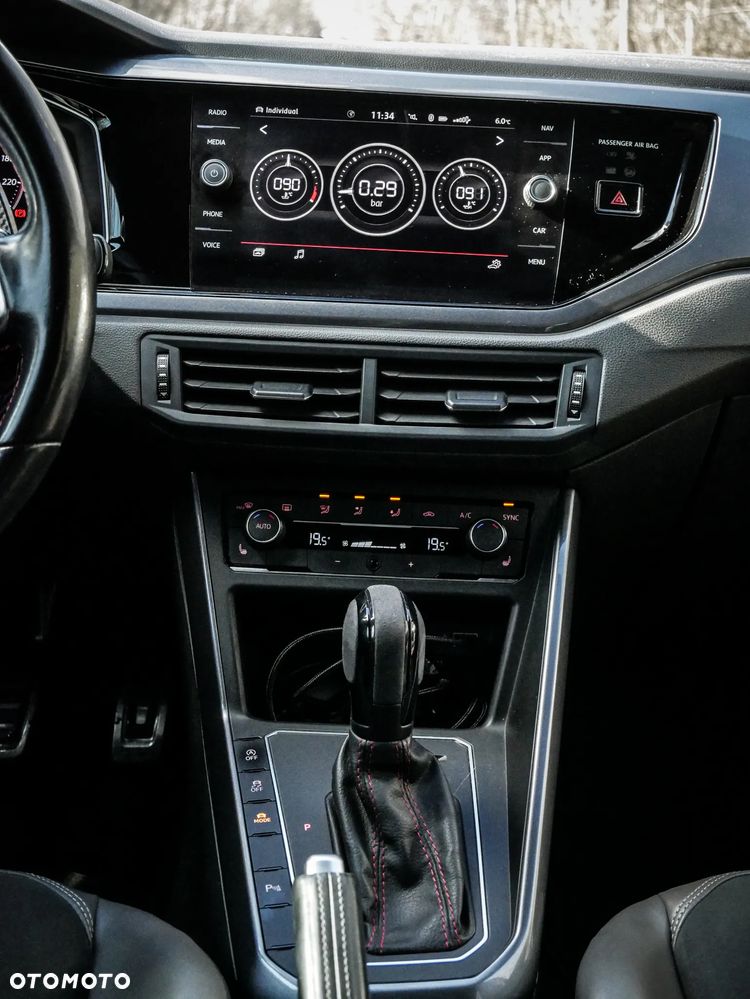 Volkswagen Polo 2.0 TSI OPF DSG GTI - 13