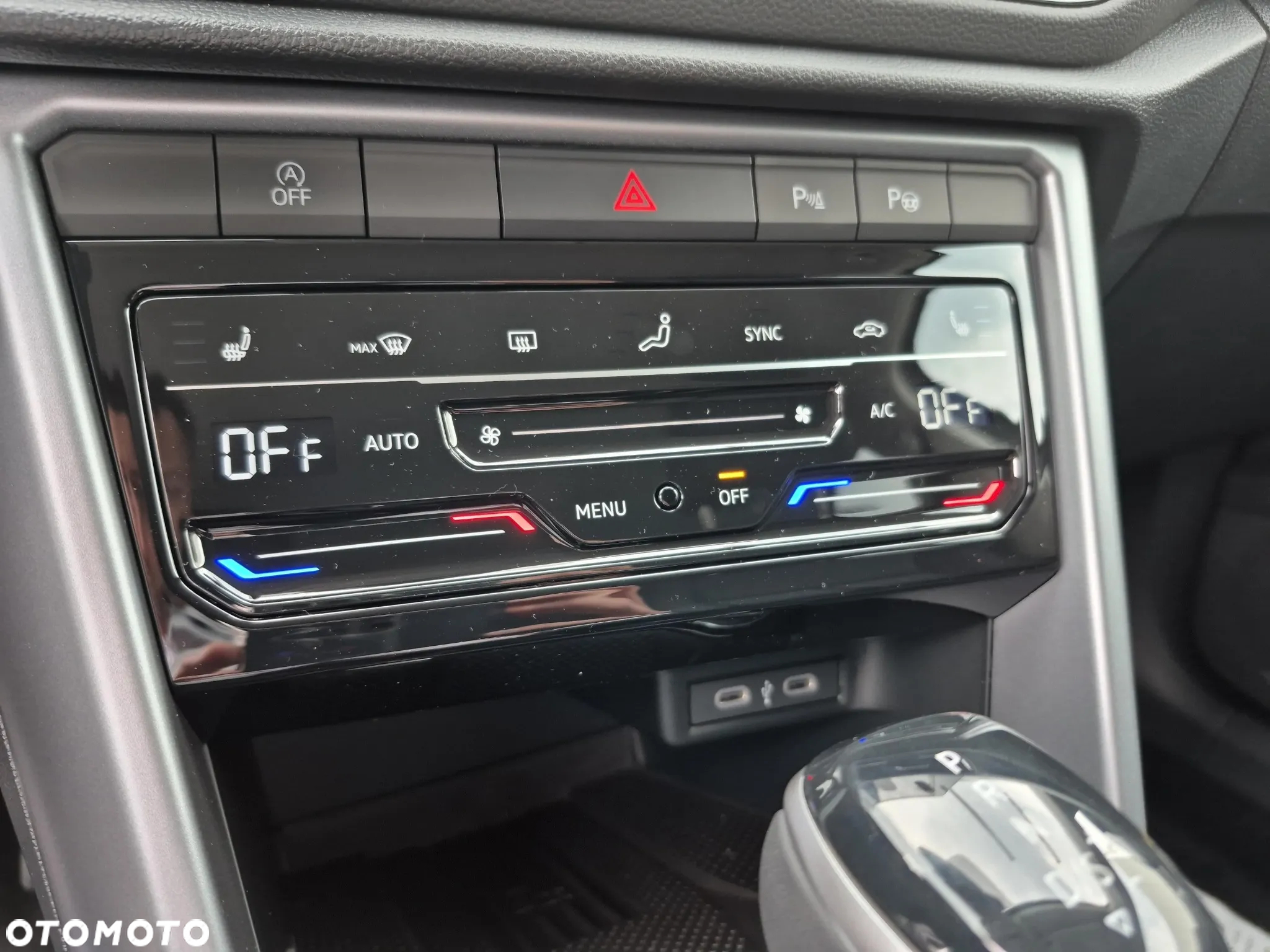 Volkswagen T-Roc 1.5 TSI Life Plus DSG - 16