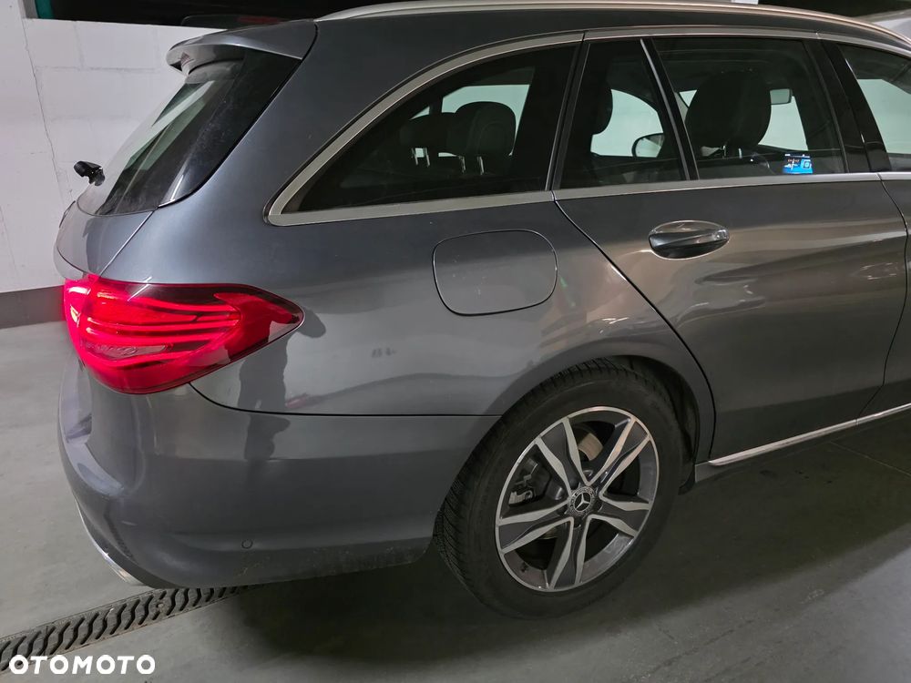 Mercedes-Benz Klasa C 180 9G-TRONIC Avantgarde - 2