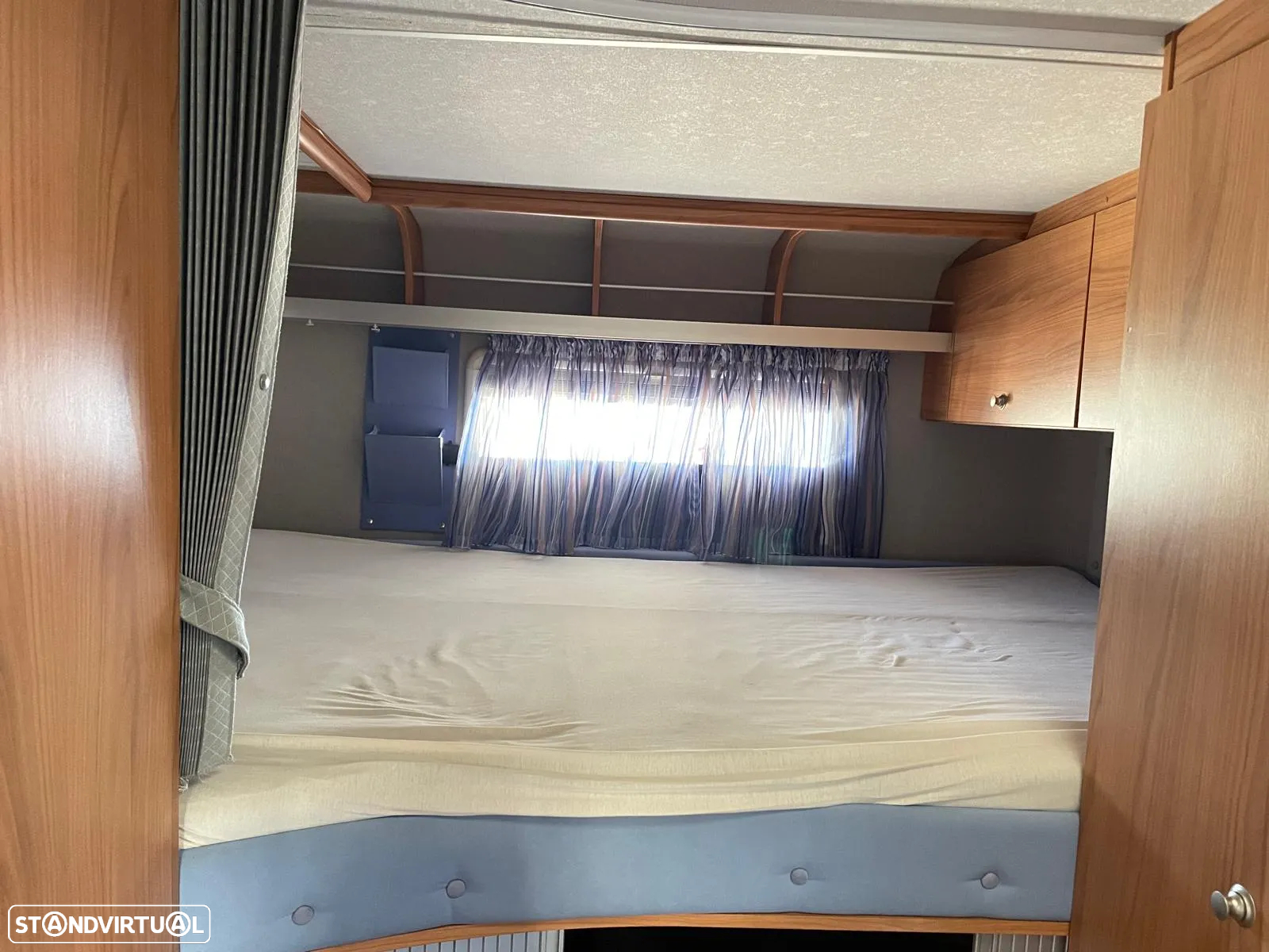 Burstner mega-van IT 675 - Autocaravana c/Cama Basculante - 38