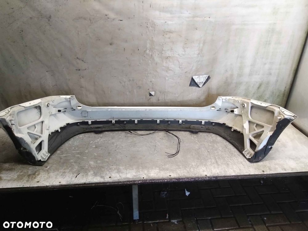 ^ ZDERZAK TYŁ TYLNY FORD FOCUS MK.2 2 II KOMBI BIAŁY PDC CZUJNIKI - 4