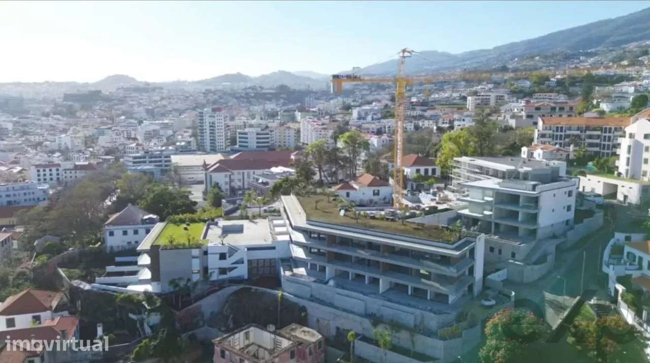 Apartamento Luxuoso em Funchal com Vista para o Mar - Grande imagem: 2/52