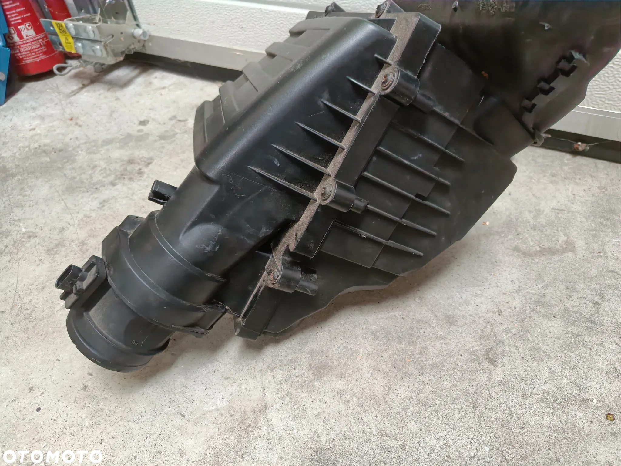 Obudowa filtra powietrza 2.0 TDI Skoda Octavia Superb Karoq Seat Leon VW Passat Golf Audi A3 5Q0129601AC 5Q0129607AA - 9