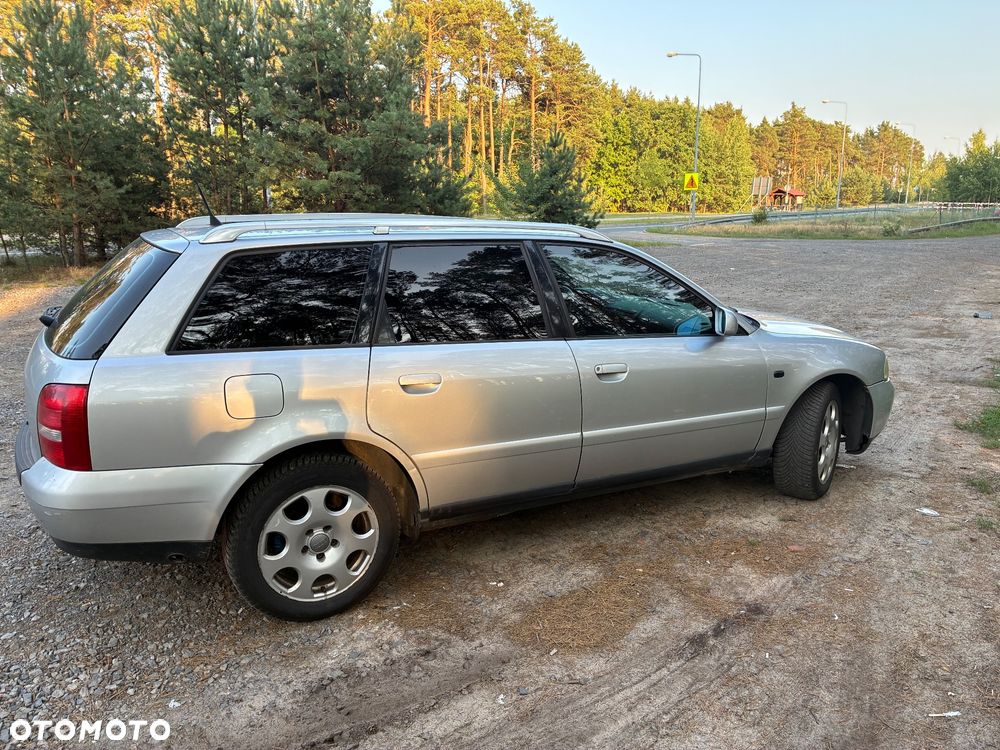 Audi A4 Avant - 3