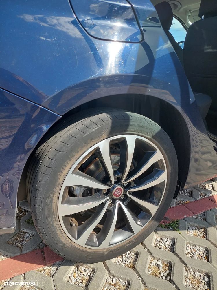 Fiat Tipo Station Wagon 1.3 M-Jet Lounge - 13