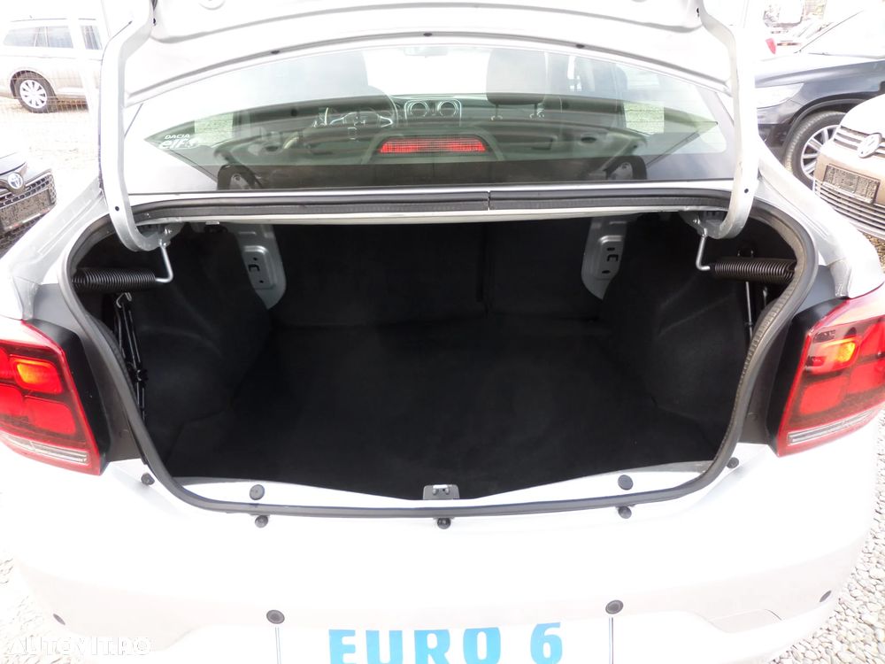 Dacia Logan 0.9 TCe Laureate - 18