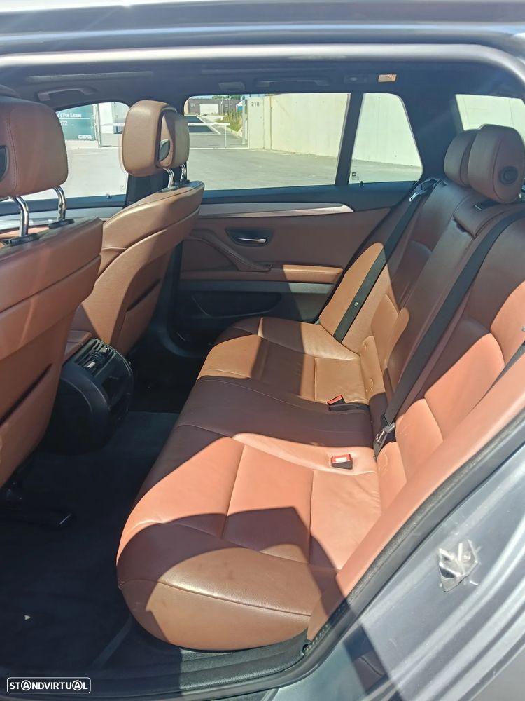 BMW 520 d Pack M - 38