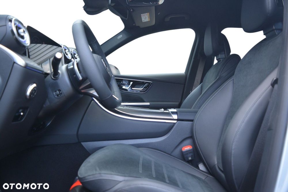 Mercedes-Benz GLC - 7