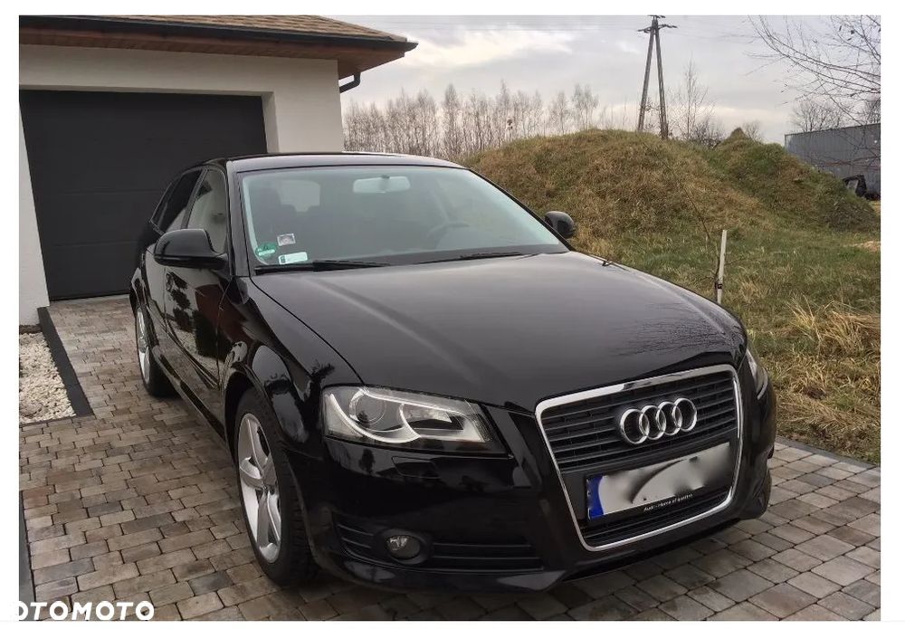 Audi A3 Sportback - 1