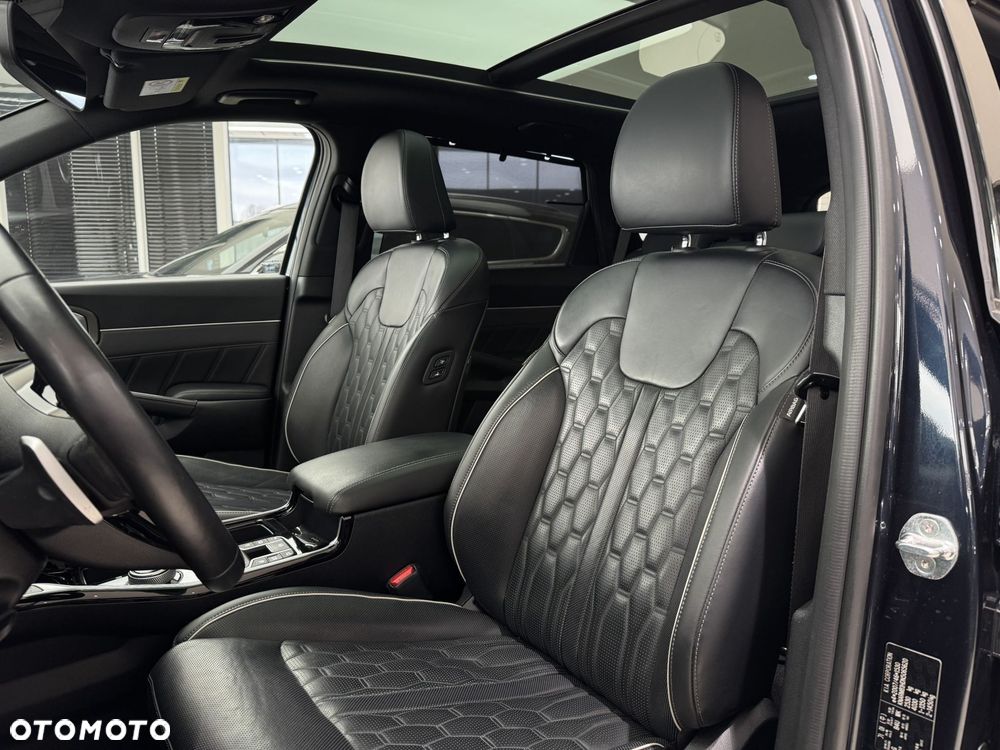 Kia Sorento - 11
