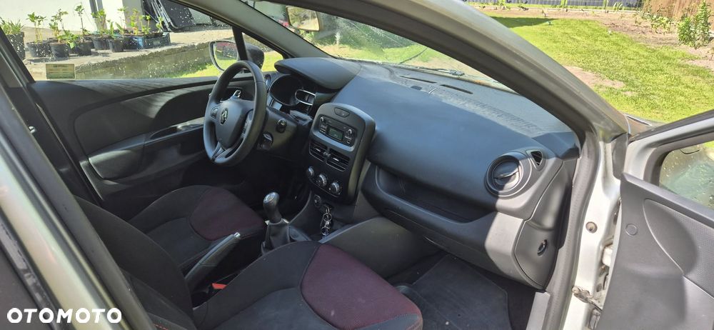 Renault Clio 1.2 16V Life - 10