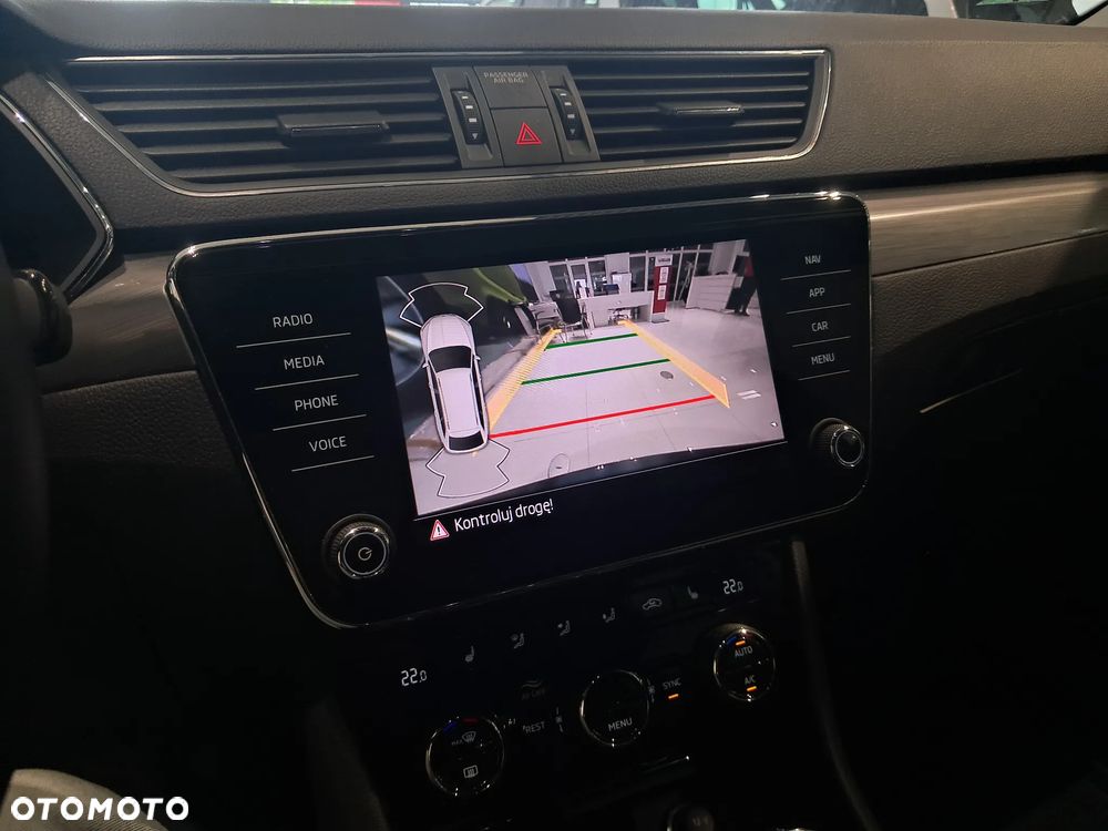 Skoda Superb 2.0 TDI SCR Style DSG - 17