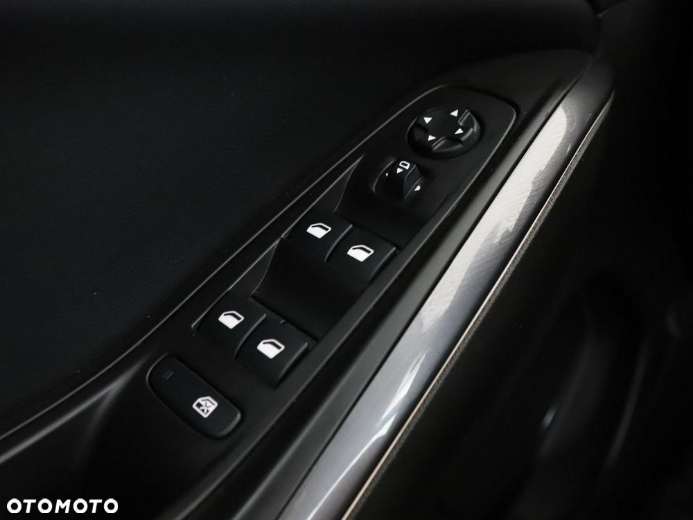 Opel Grandland X Plug-in-Hybrid4 1.6 DI Start/Stop INNOVATION - 38