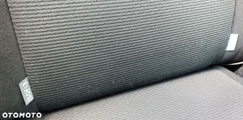 Toyota Auris - 19