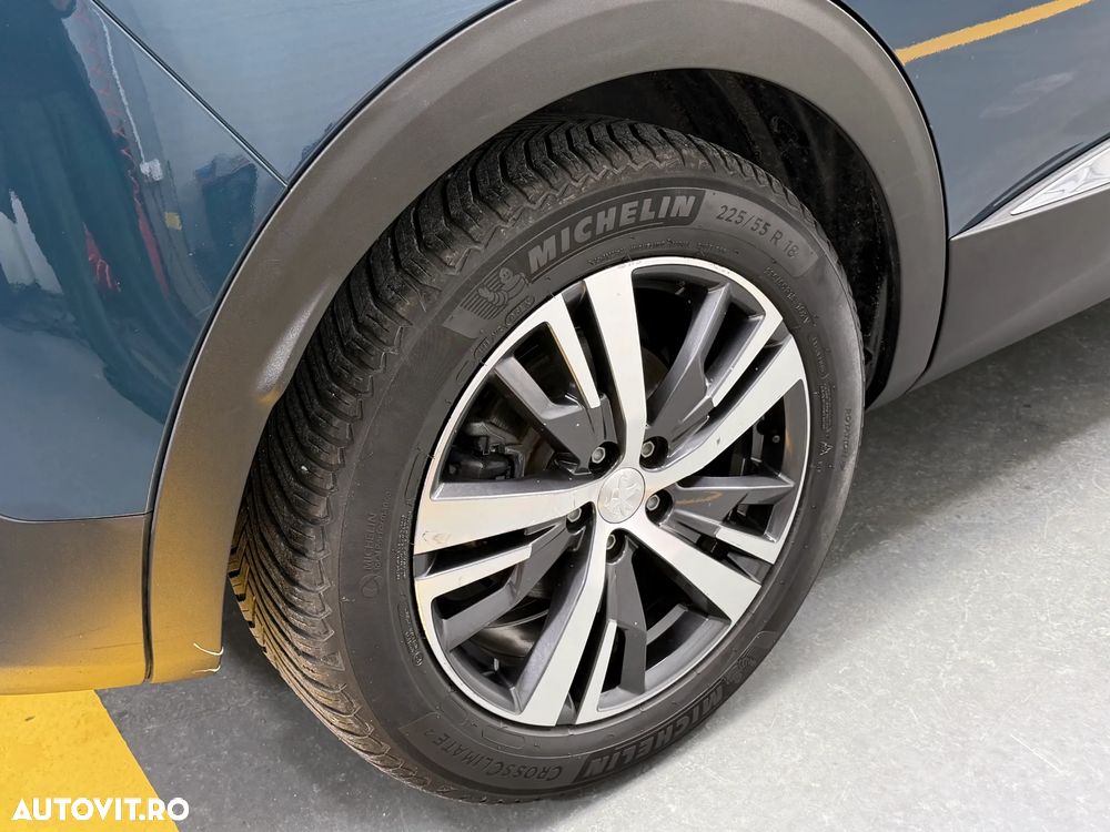 Peugeot 3008 PHEV EAT8 4X4 GT Pack - 21
