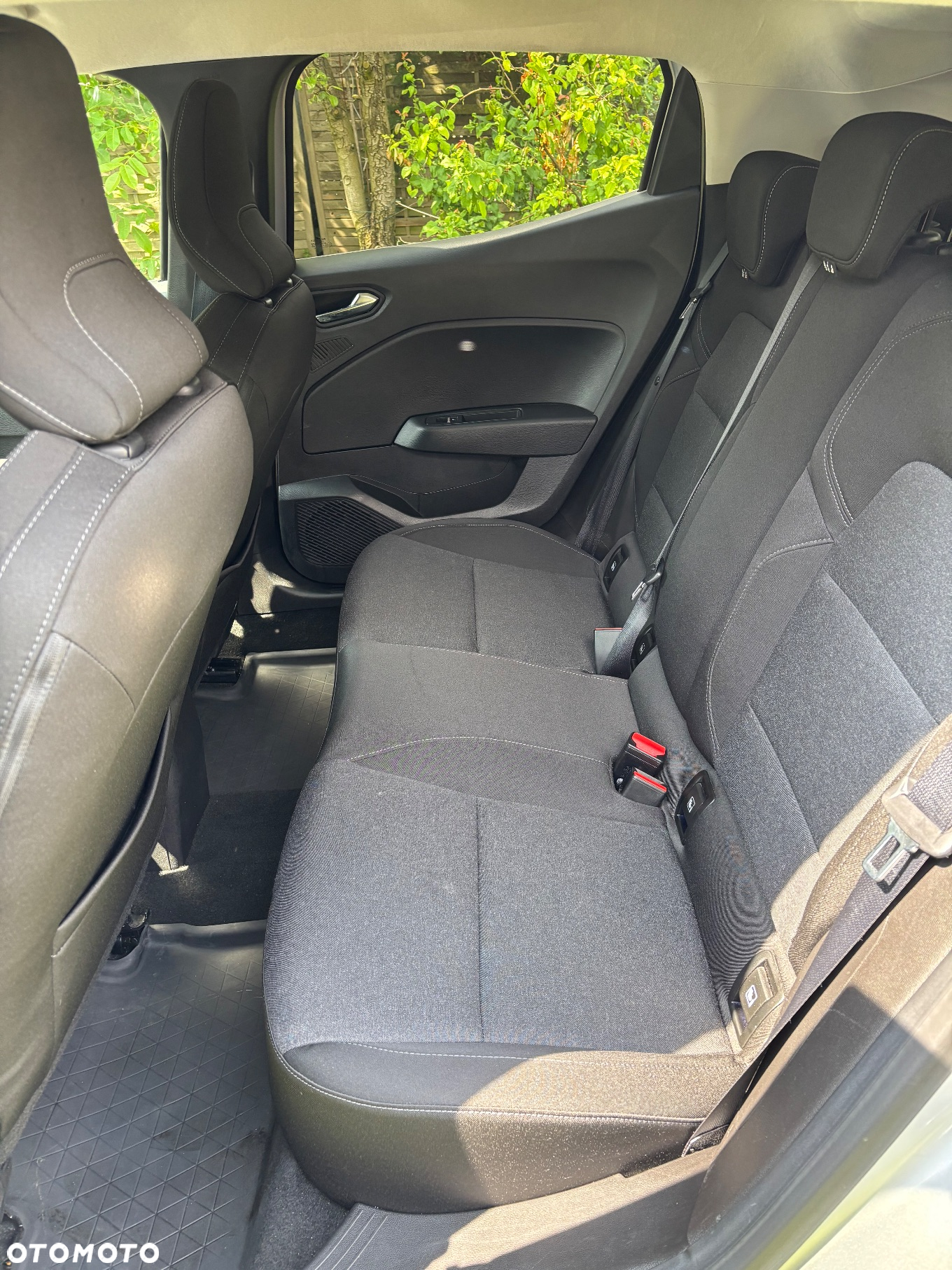 Renault Clio 1.0 TCe Intens - 12