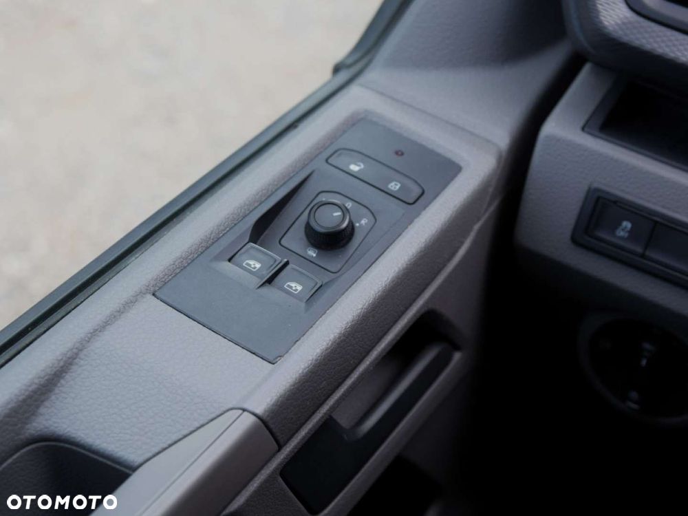 Volkswagen Volkswagen Transporter T6  DOKA BRYGADÓWKA 6 OSÓB FV23% - 18