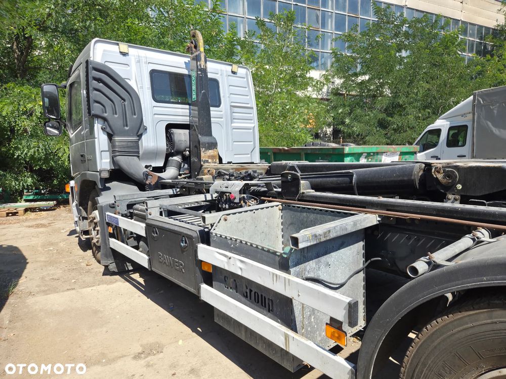 Volvo FM 330 - 8