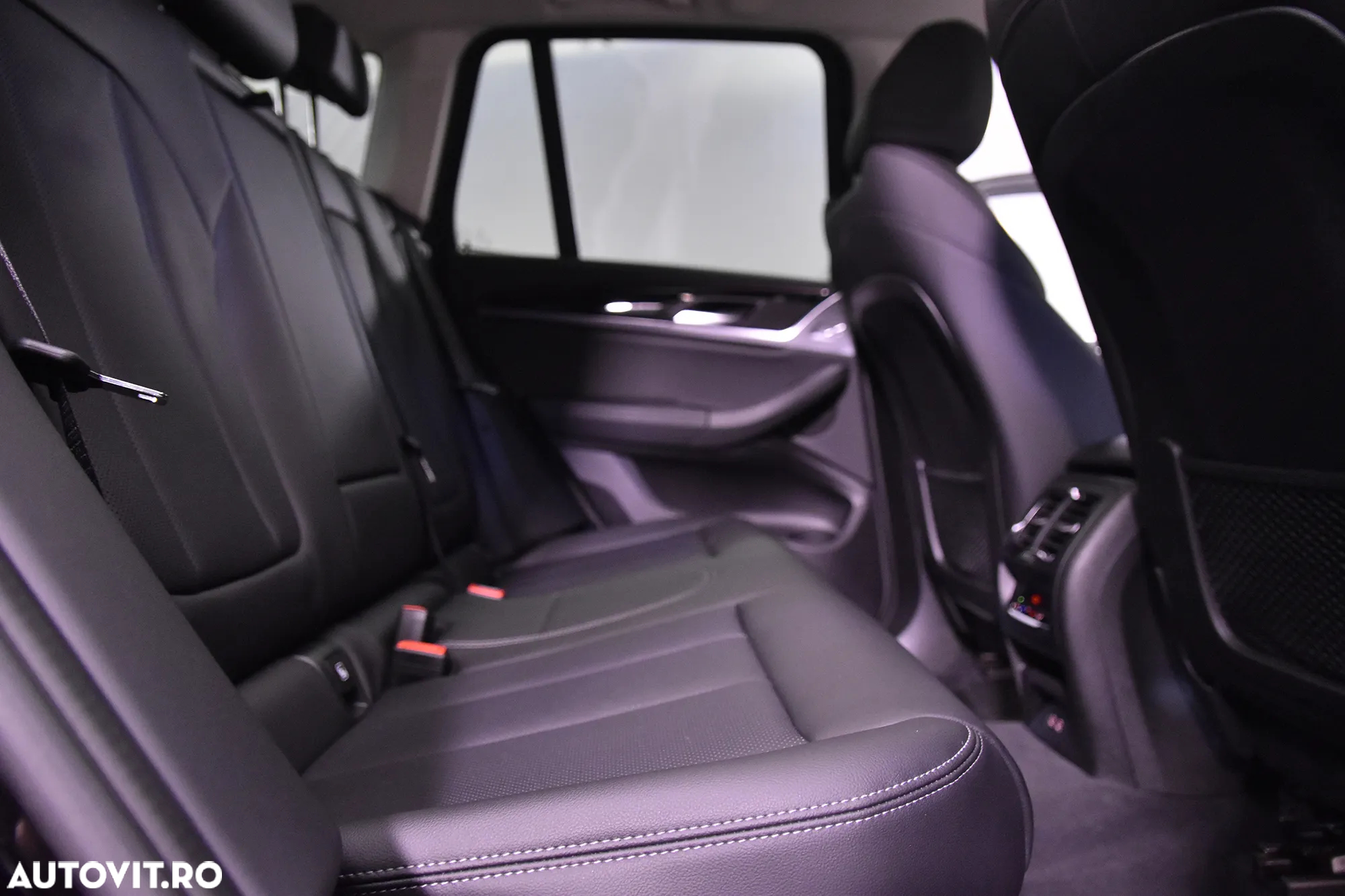 BMW X3 xDrive30e AT PHEV - 12