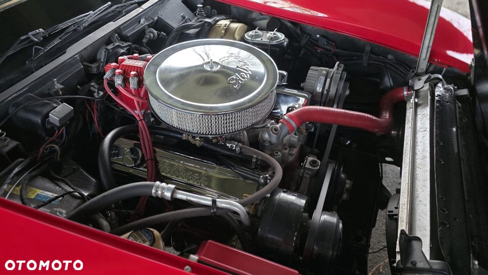 Chevrolet Corvette - 15
