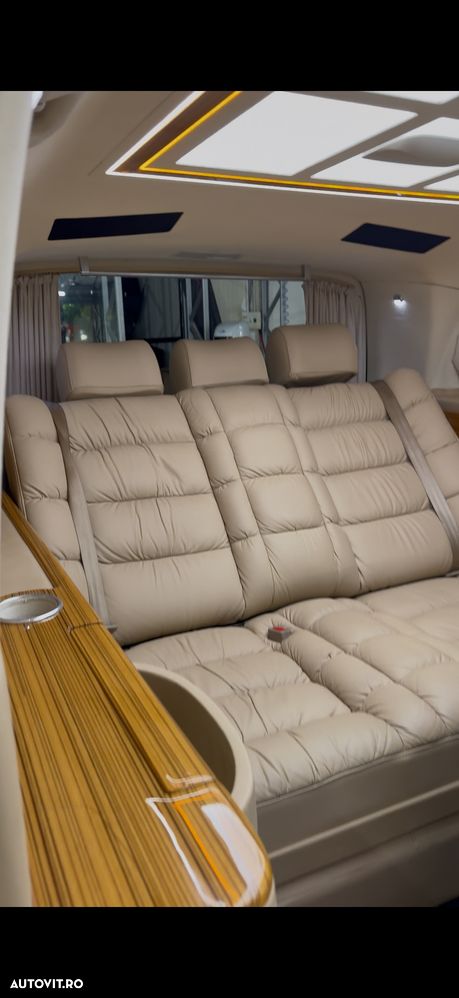 Mercedes-Benz V 300 d Extralung Avantgarde - 11