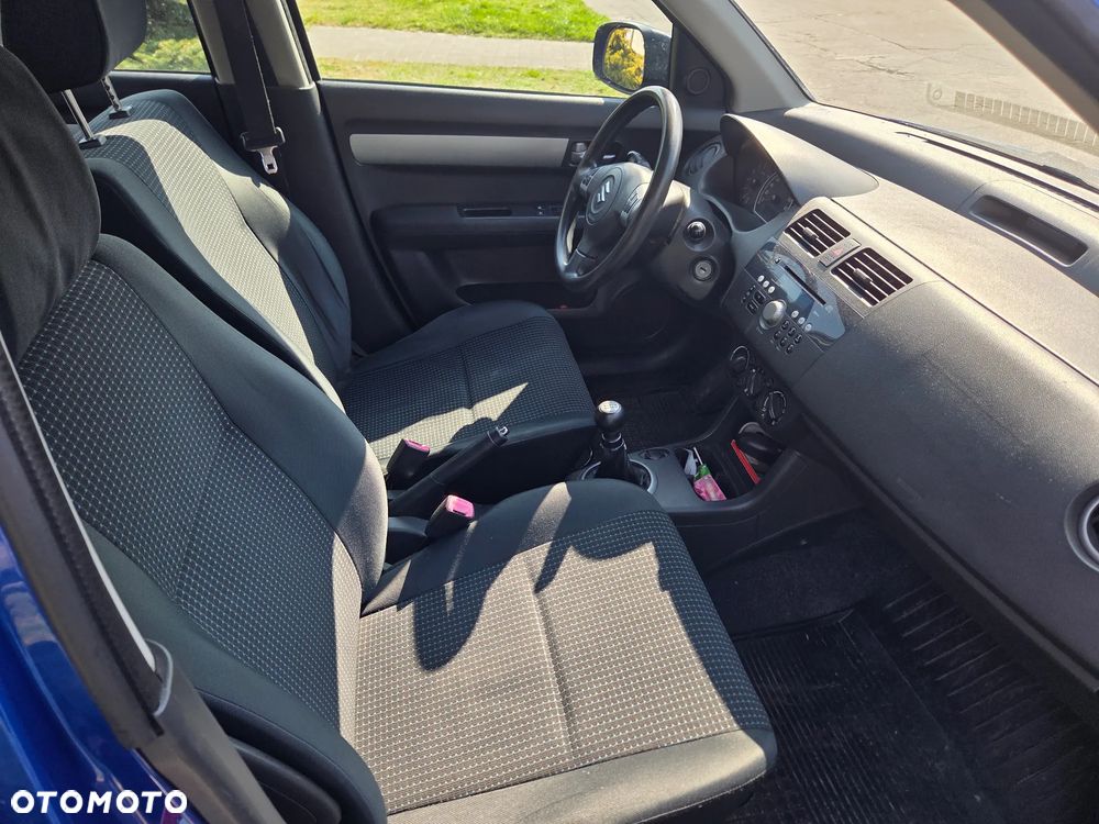 Suzuki Swift - 6