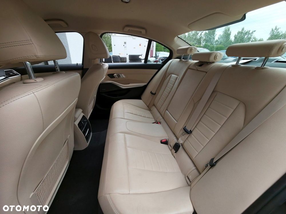 BMW Seria 3 - 11