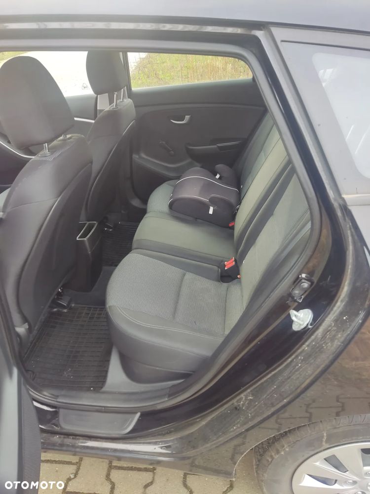 Hyundai i30 1.4 BlueDrive Classic - 10