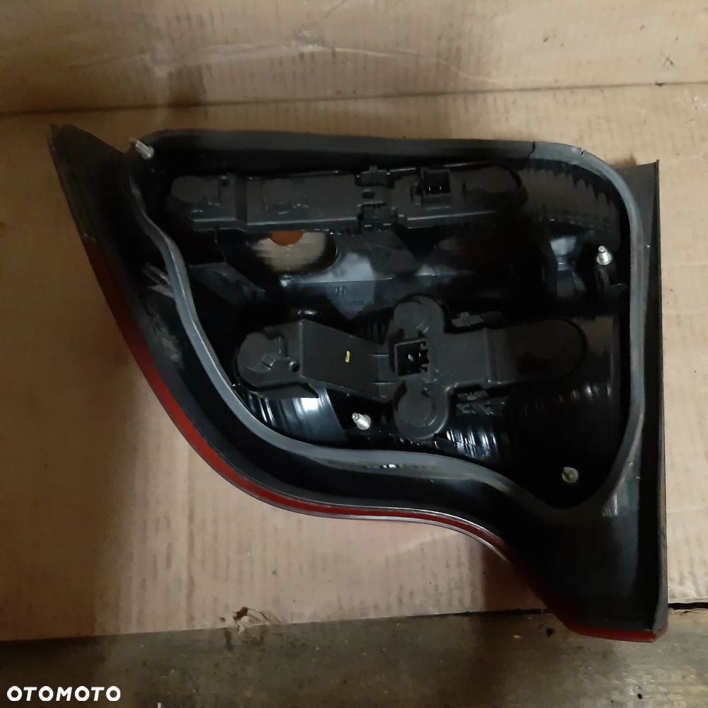 Lampa Tylna Prawa  Volvo S60 99-04 - 5