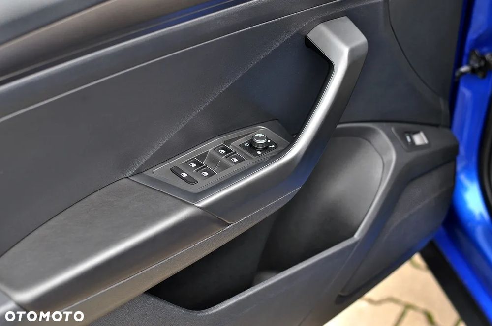 Volkswagen T-Roc 1.6 TDI SCR DPF Advance - 20