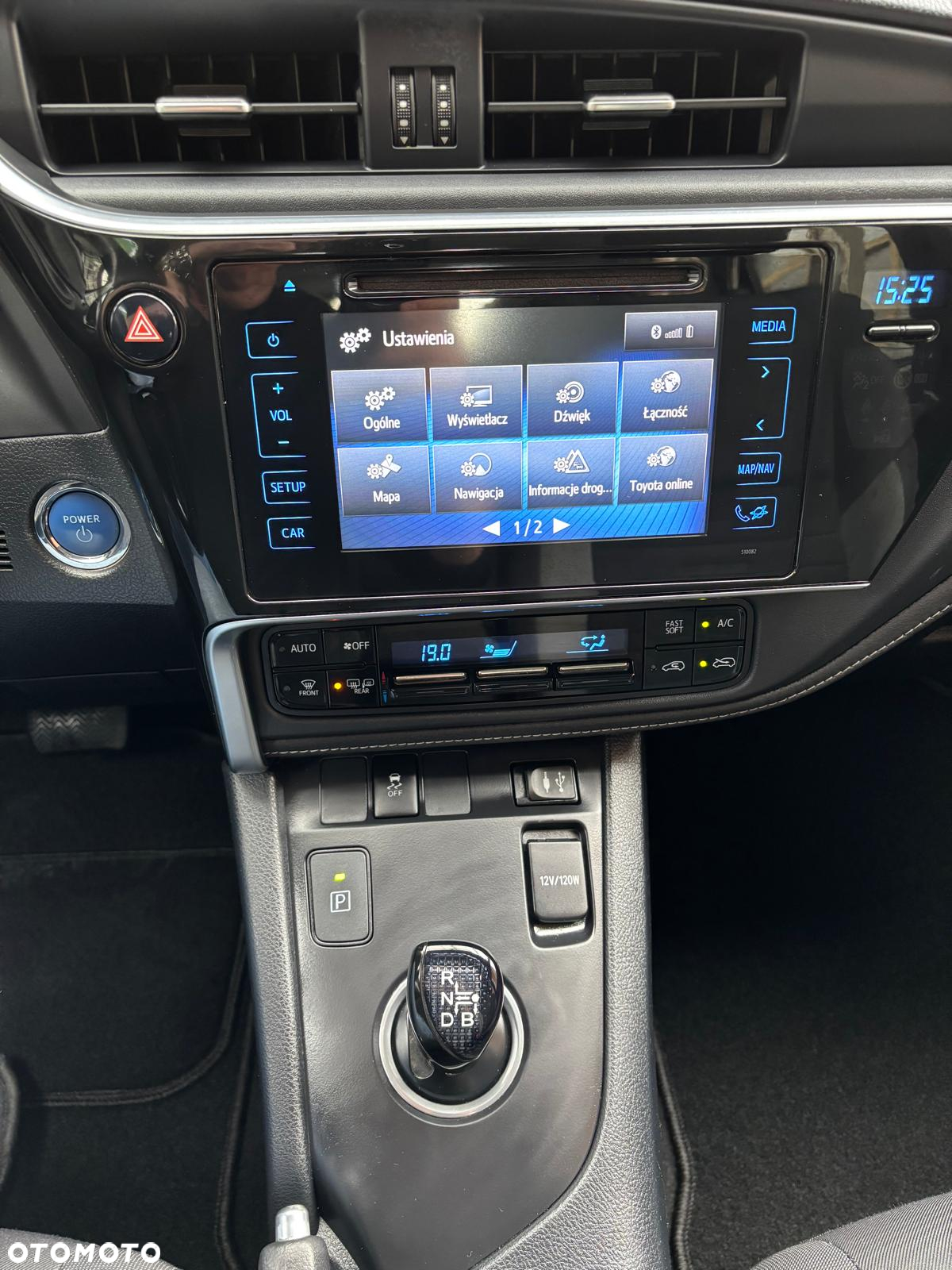 Toyota Auris 1.8 VVT-i Hybrid Automatik Comfort - 19