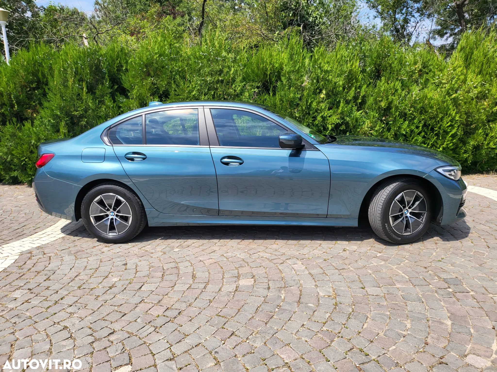 BMW Seria 3 316d AT MHEV - 10